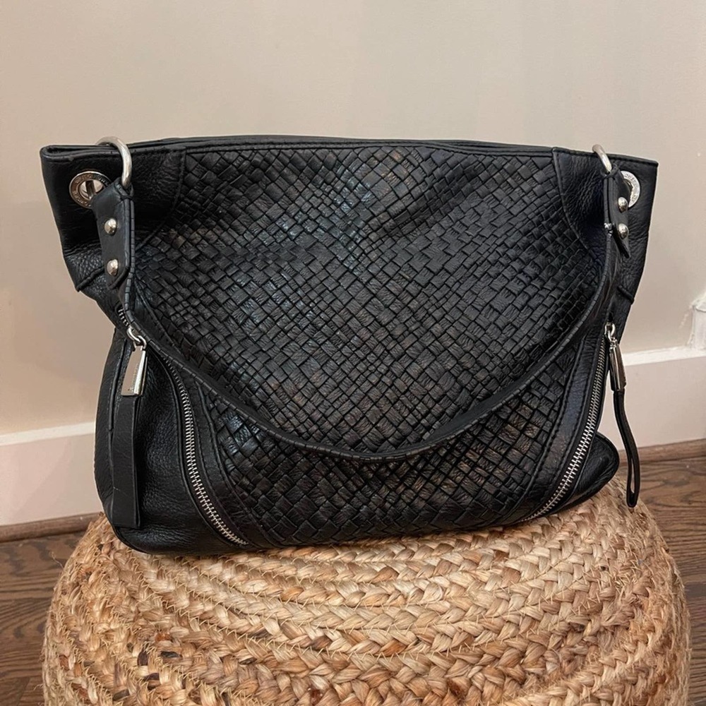 B Makowsky Large Black Leather Shoulder Bag - Picture 2 of 13